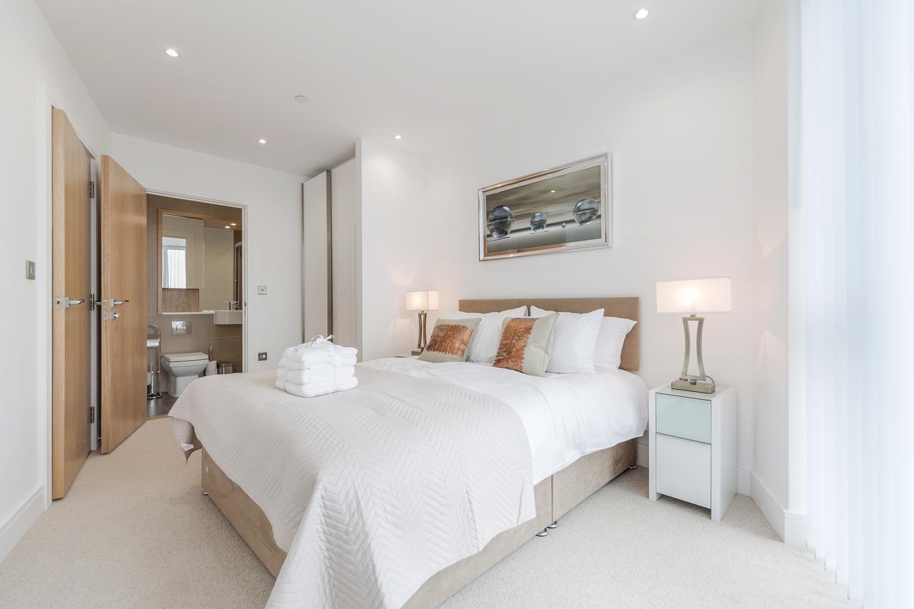 Luxury Stratford Apartment London Bagian luar foto
