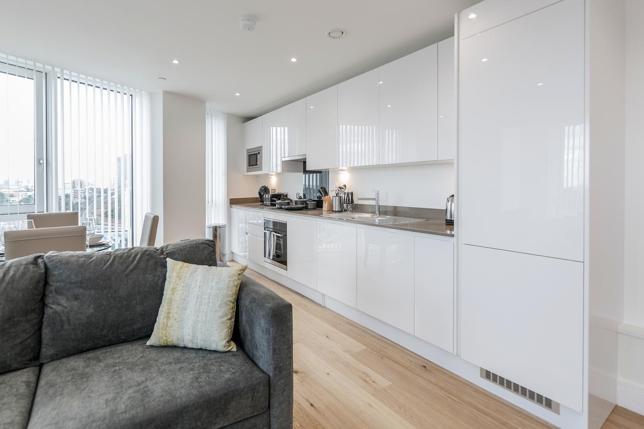 Luxury Stratford Apartment London Bagian luar foto