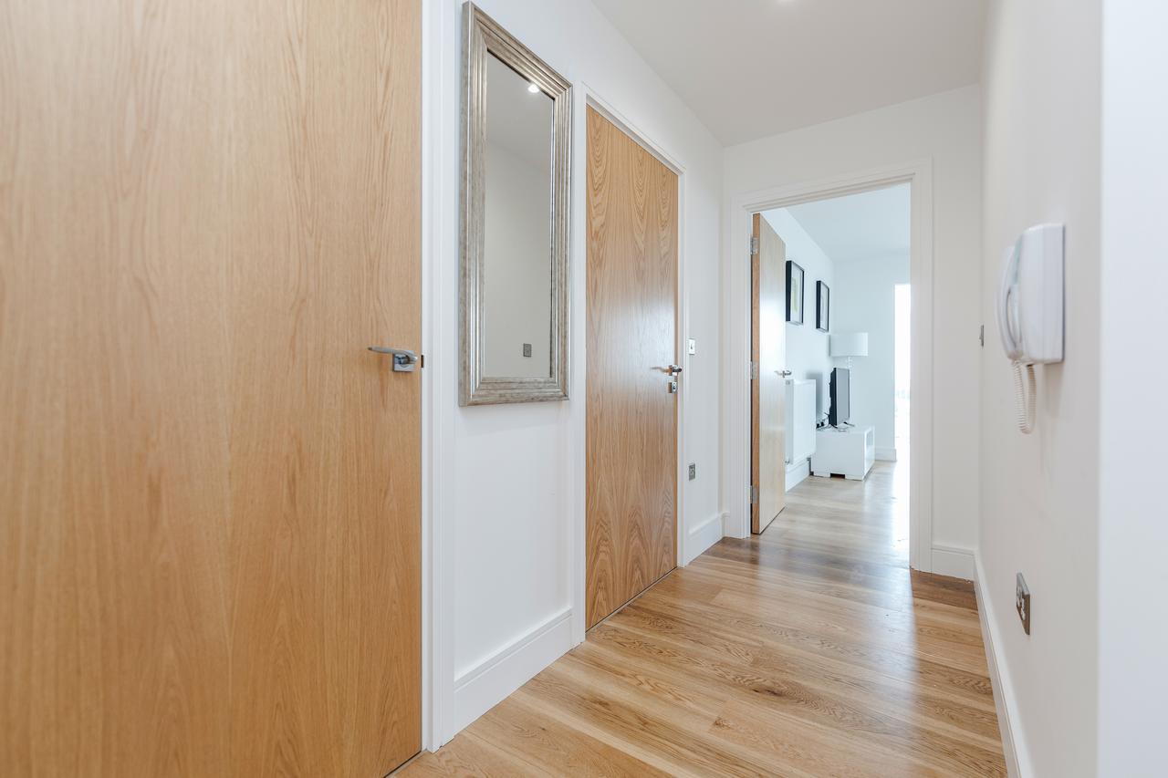 Luxury Stratford Apartment London Bagian luar foto